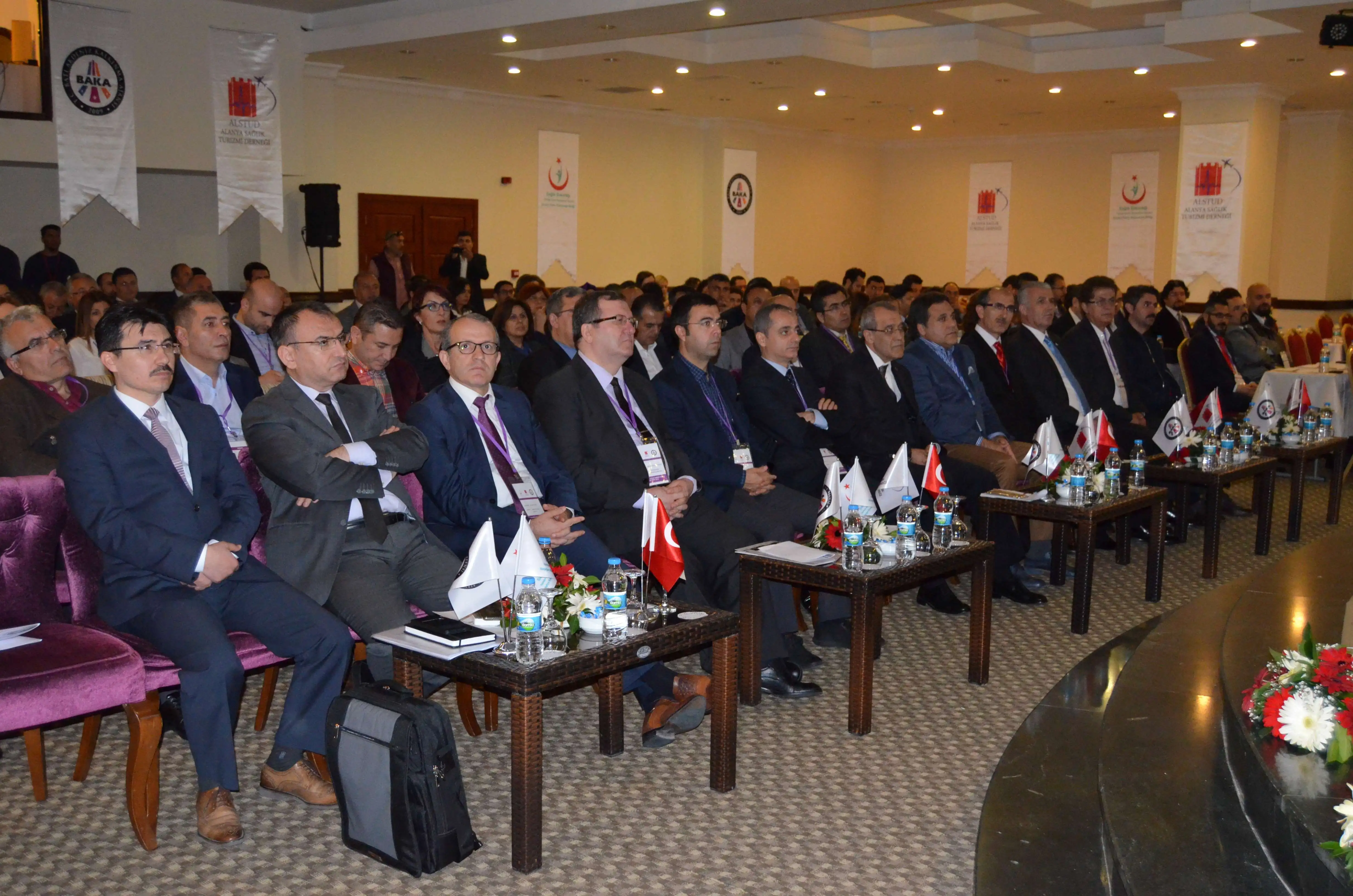 1. Alanya Sağlık Turizmi Zirvesi